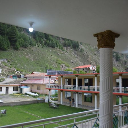 Hotel Pine Hills, Naran Eksteriør bilde