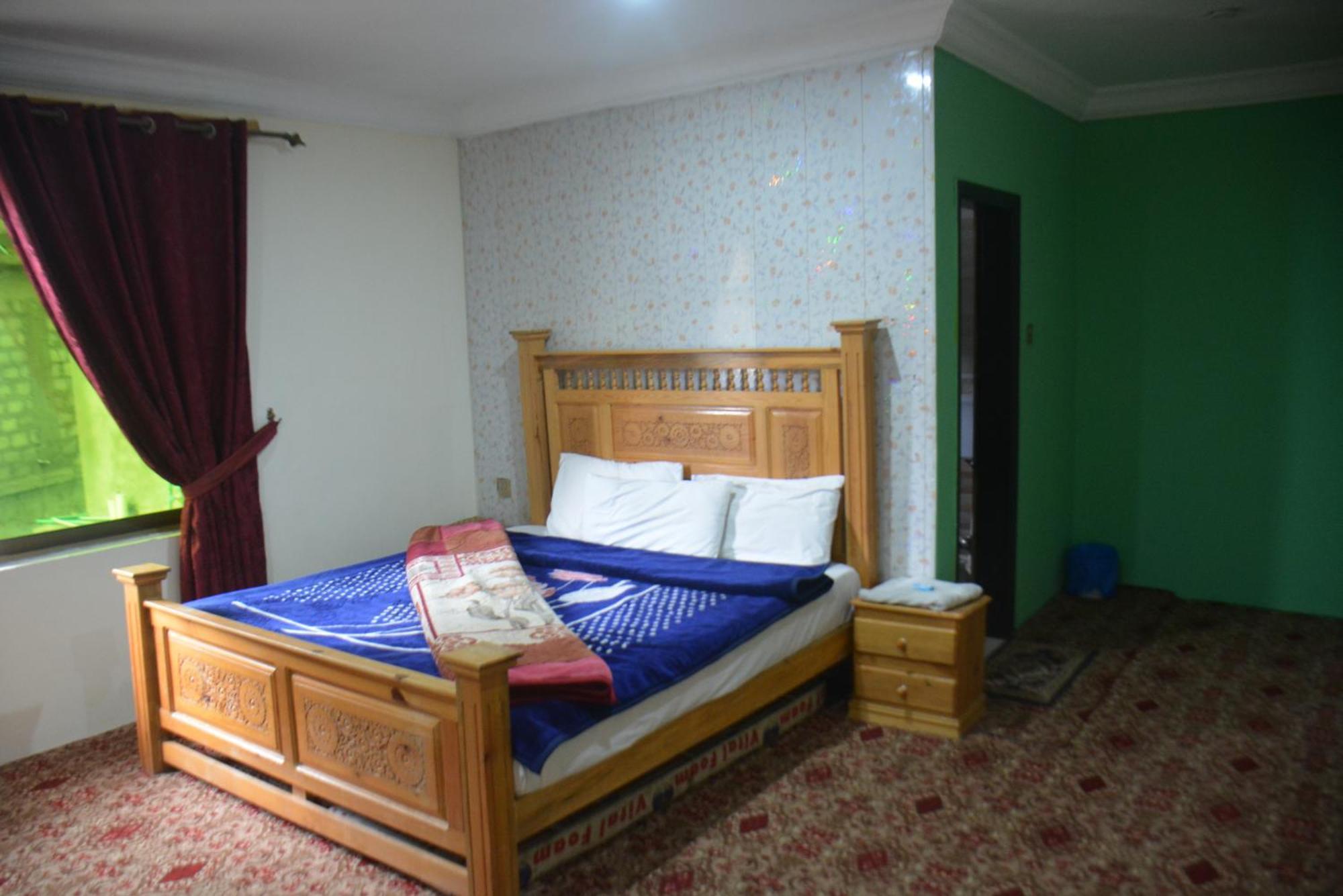Hotel Pine Hills, Naran Eksteriør bilde