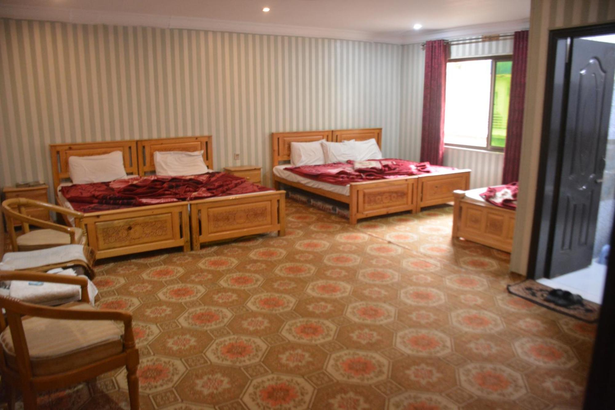 Hotel Pine Hills, Naran Eksteriør bilde